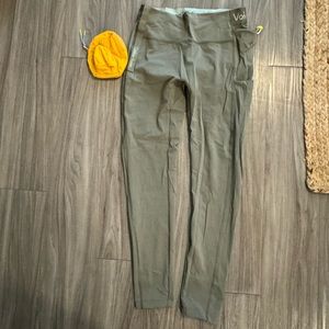 Outdoor voices Snacks leggings
